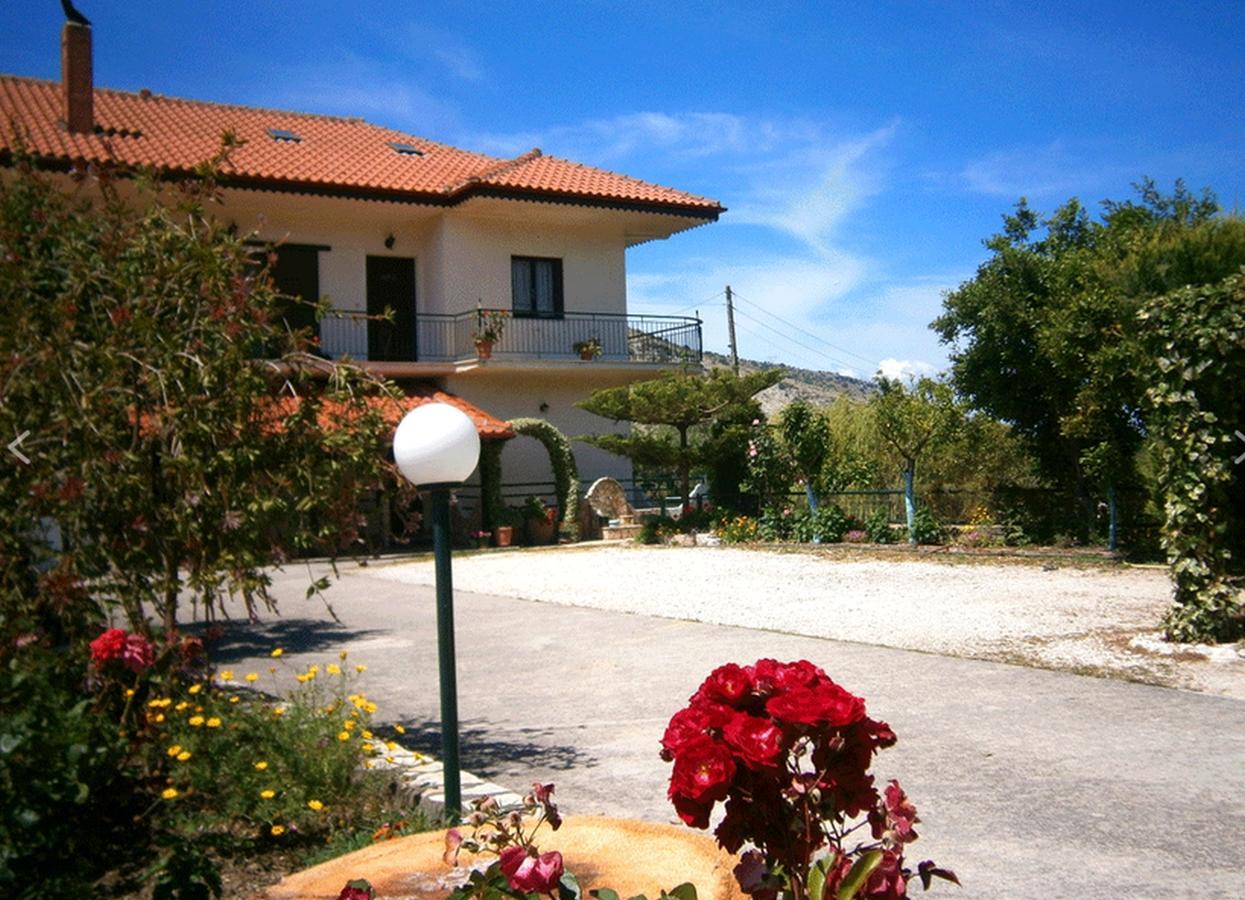 Georgia'S Little Village Plataria Eksteriør billede